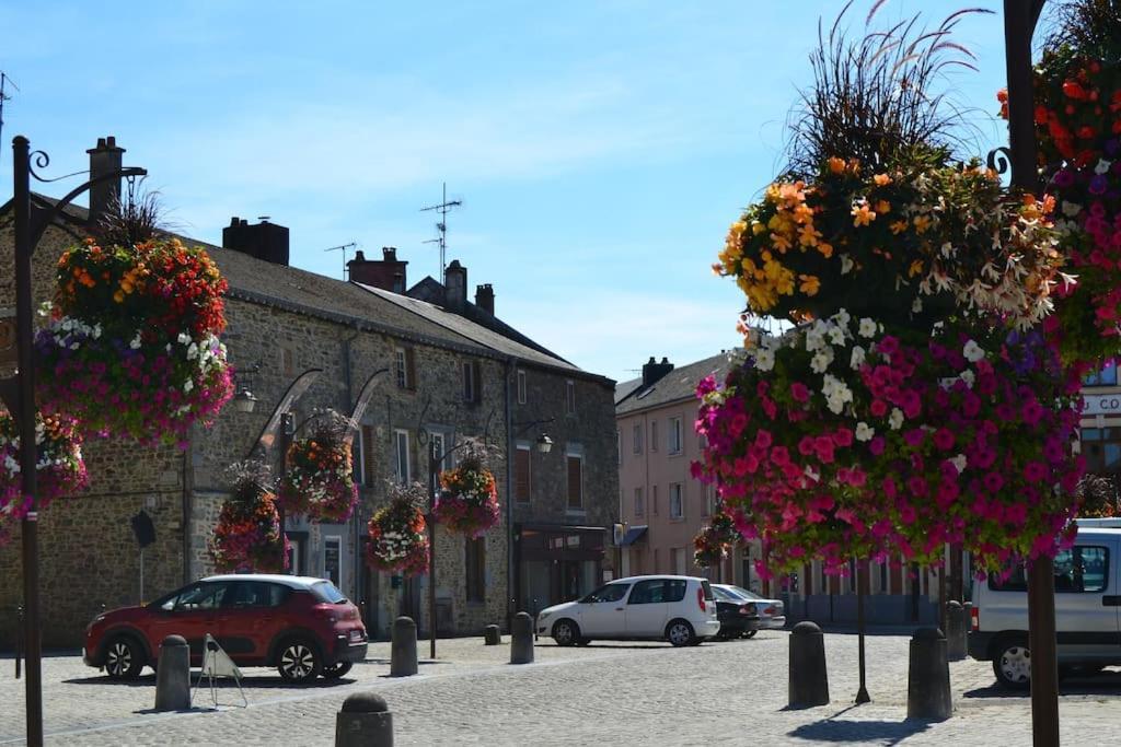 L'Escale Des Remparts Rocroi Exterior foto