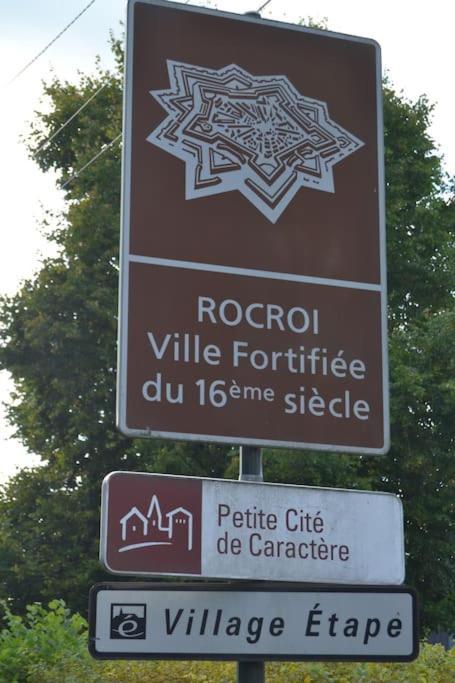 L'Escale Des Remparts Rocroi Exterior foto